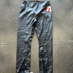 Womens Spanx size Large Petite Black Leggings